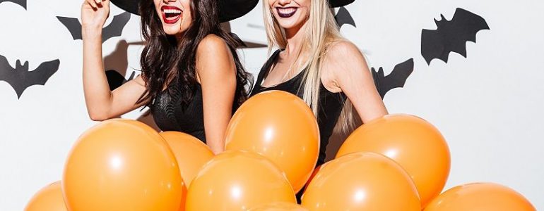 Reviews of the best Halloween costumes for boys, girls, men and women